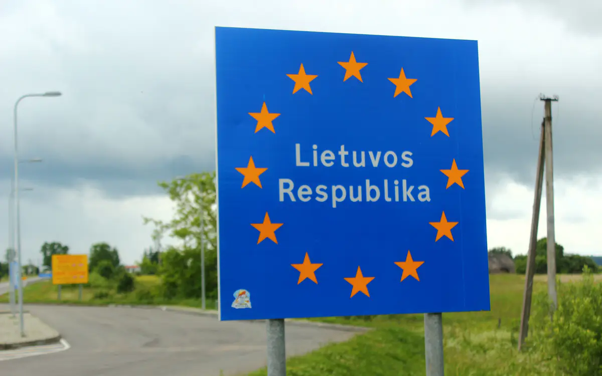 Semnul UE la frontieră - fără declarație marfa nu primește liber de vamă
